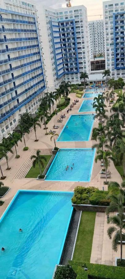 Rhm Sea Residences Condostaycation Moa,Smx Pasay Exterior foto